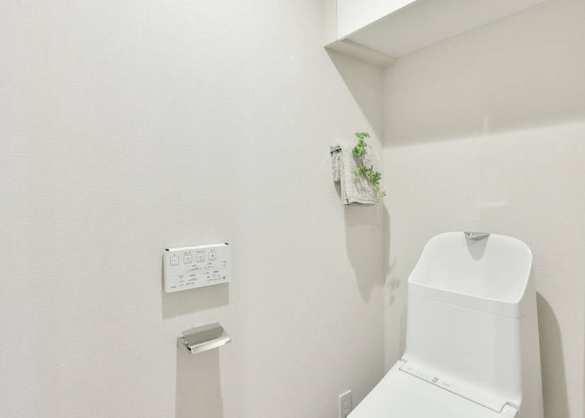 Top Floor Karasuma Oike Mansion