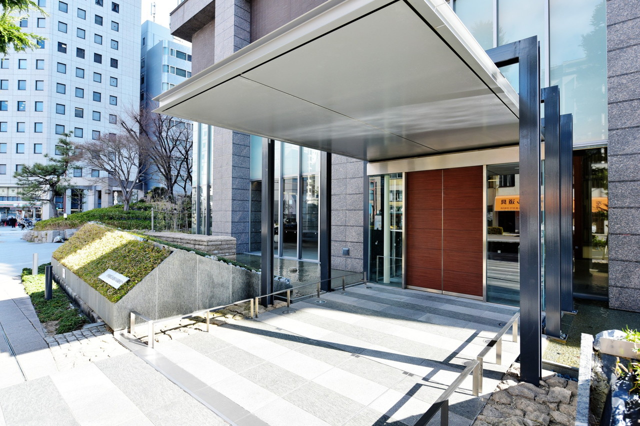 Wellith Uehommachi Laurel Tower