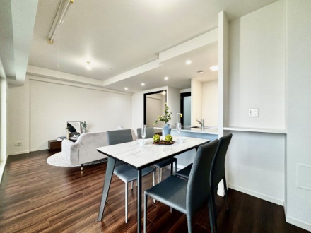 Senri Chuo Air Hills