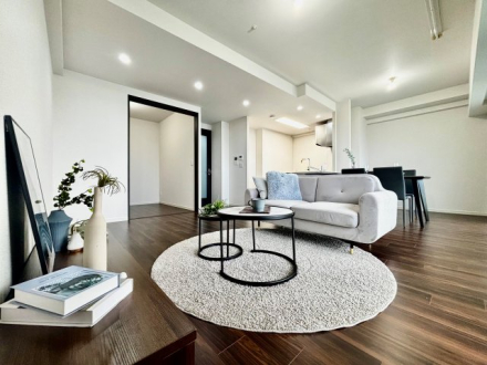 Senri Chuo Air Hills