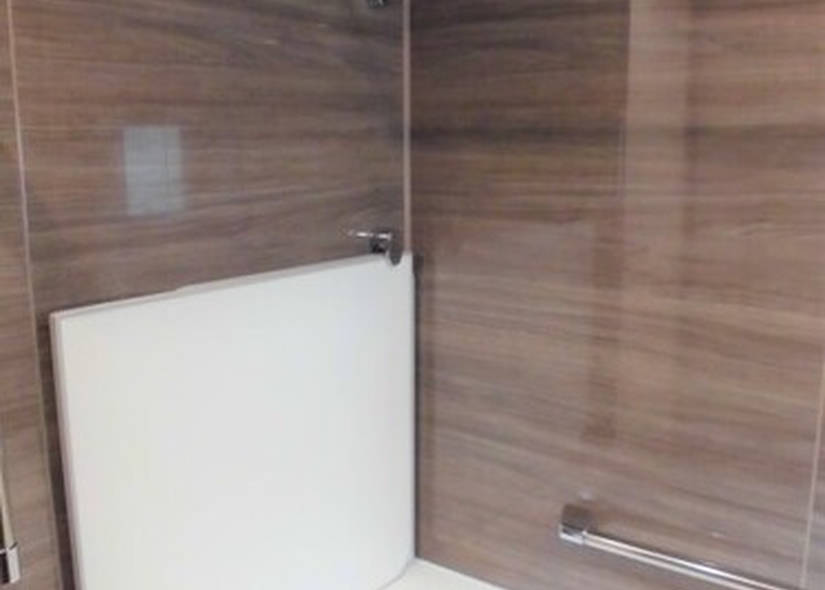 Wacolle Feriz Nishi-Okamoto