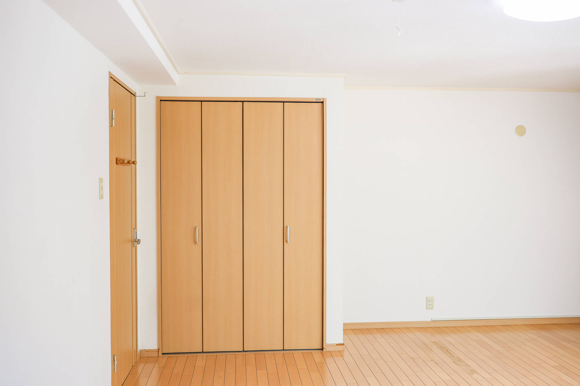 Dai-3 Sky Mansion Kitano Room 302