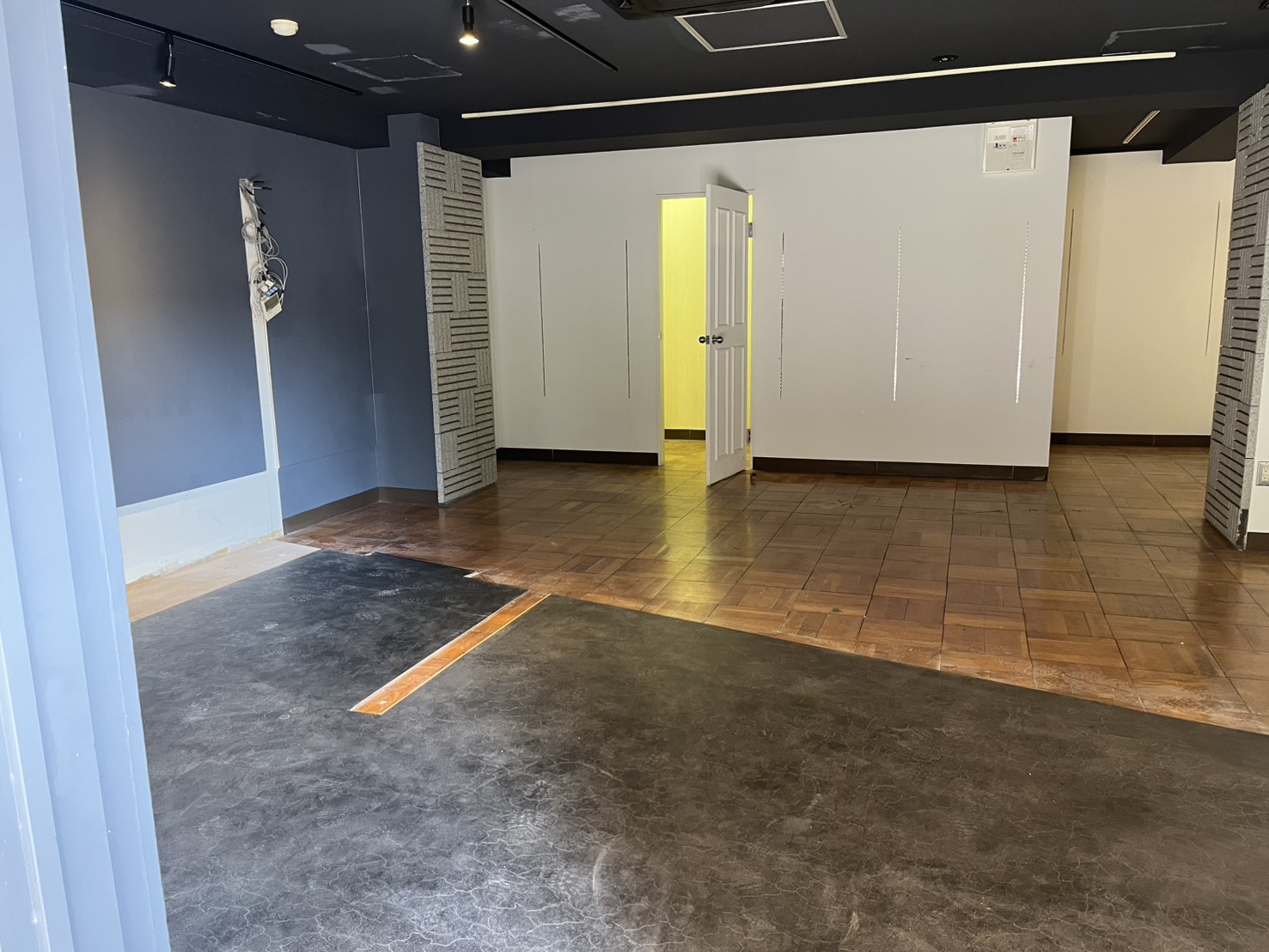 Kaycee Court Room 207